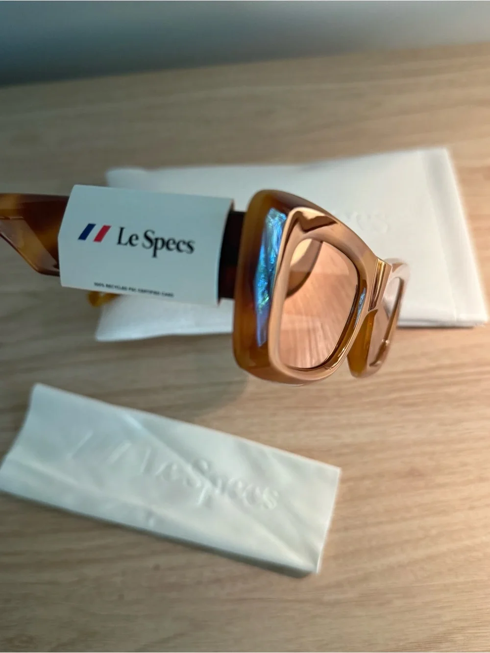 NWT Le Specs Dopamine Sunglasses in Vintage Tortoise